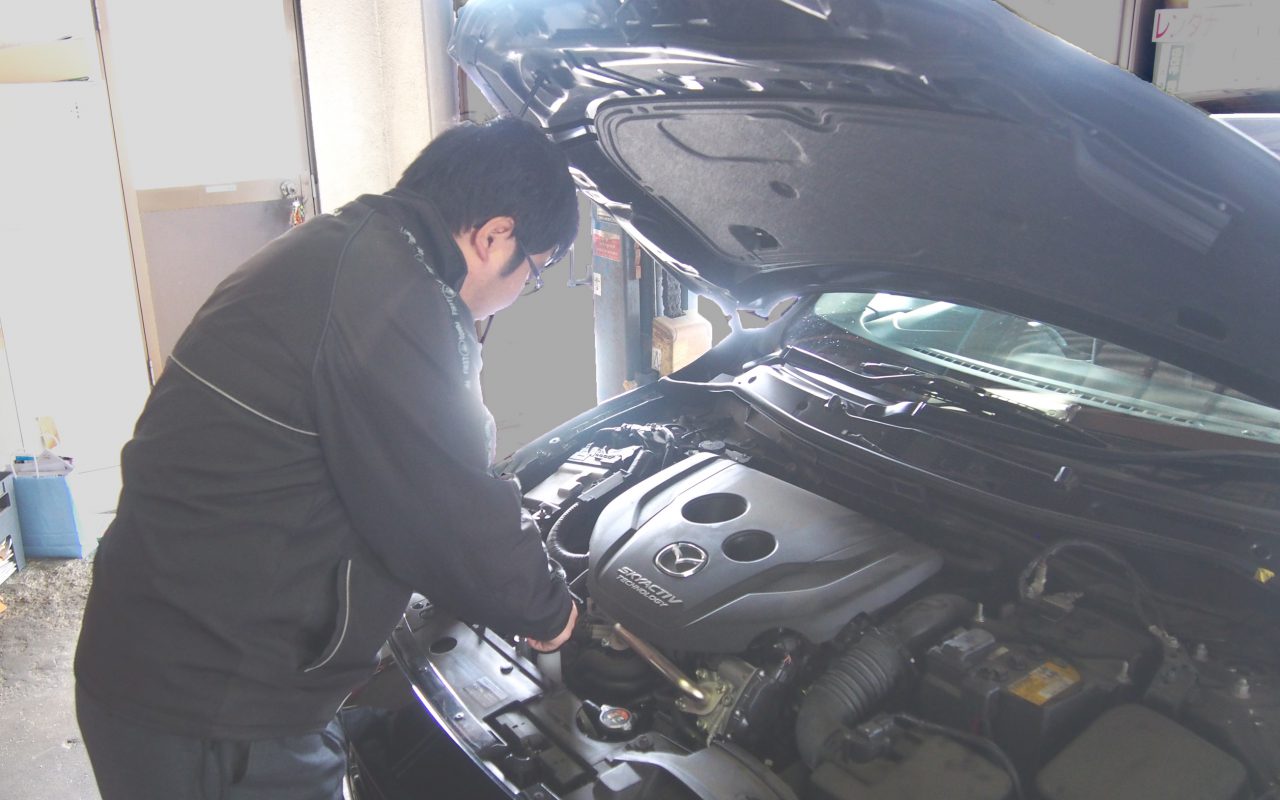 整備工場あり